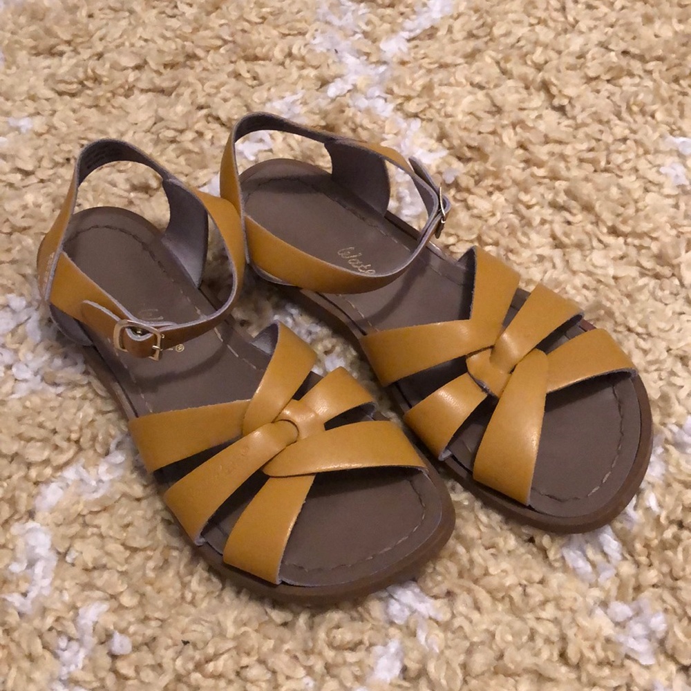 Saltwater Sandals